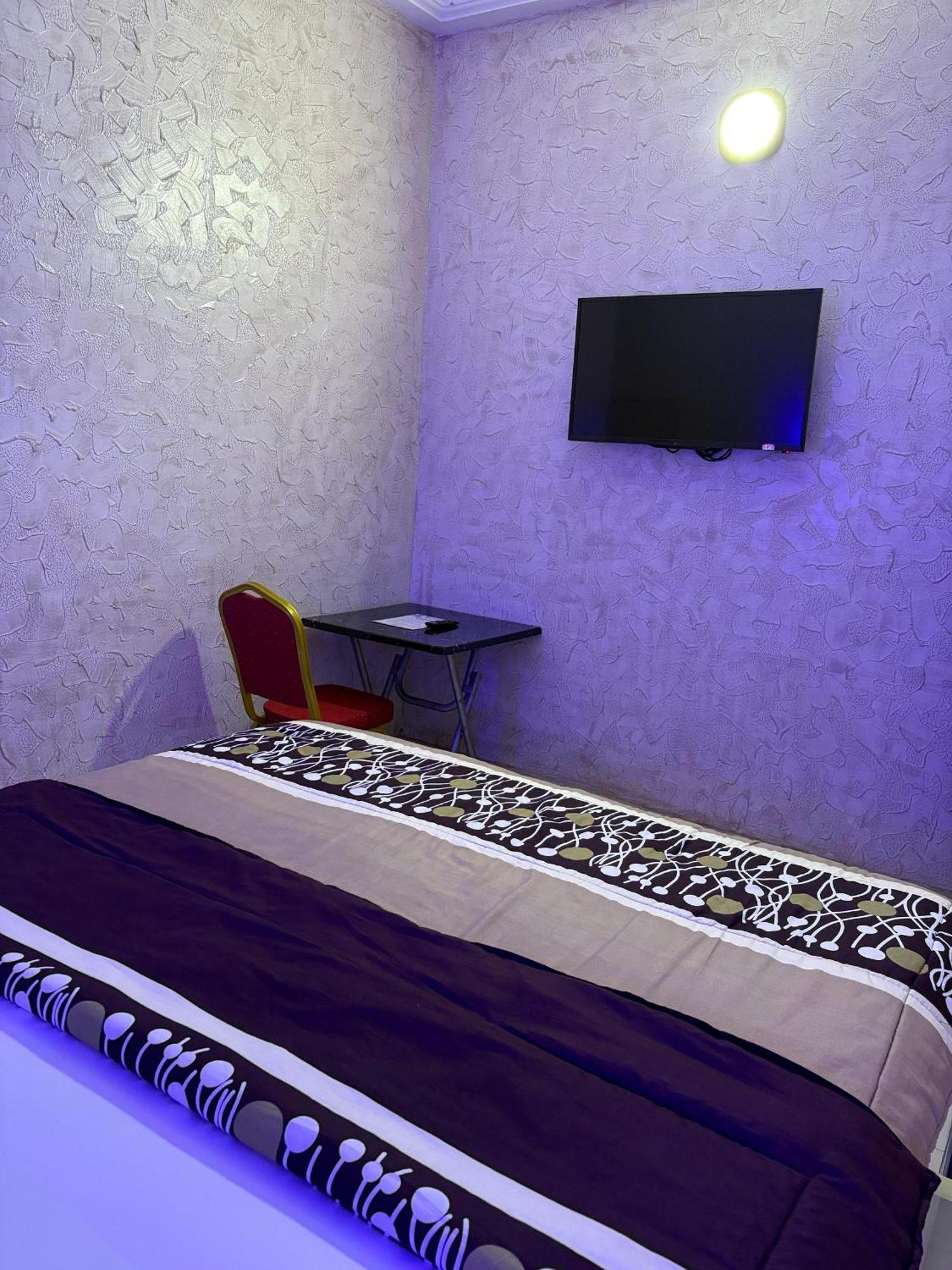 Hotel Mavilla Cotonou Buitenkant foto